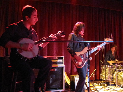Lucinda Black Bear's Mike Cohen on banjo and Heidi Rodewald on Mike's bass. (Photo by SPM, all rights reserved)