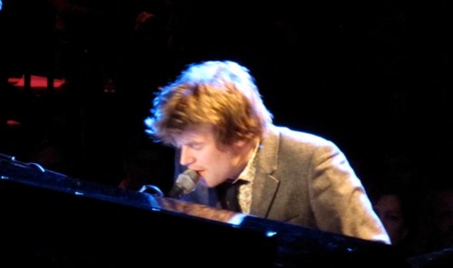 Doveman LPR at piano