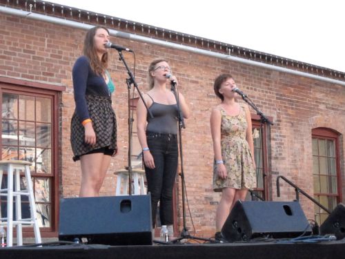 Mountain Man (Molly Erin Sarle, Alexandra Sauser-Monnig, and Amelia Randall Meath) at the 2010 Solid Sound Festival in North Adams, Mass. (© 2010, Steven P. Marsh)